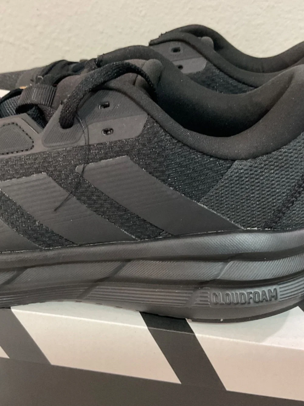 adidas men GALAXY 7 Running Shoes.